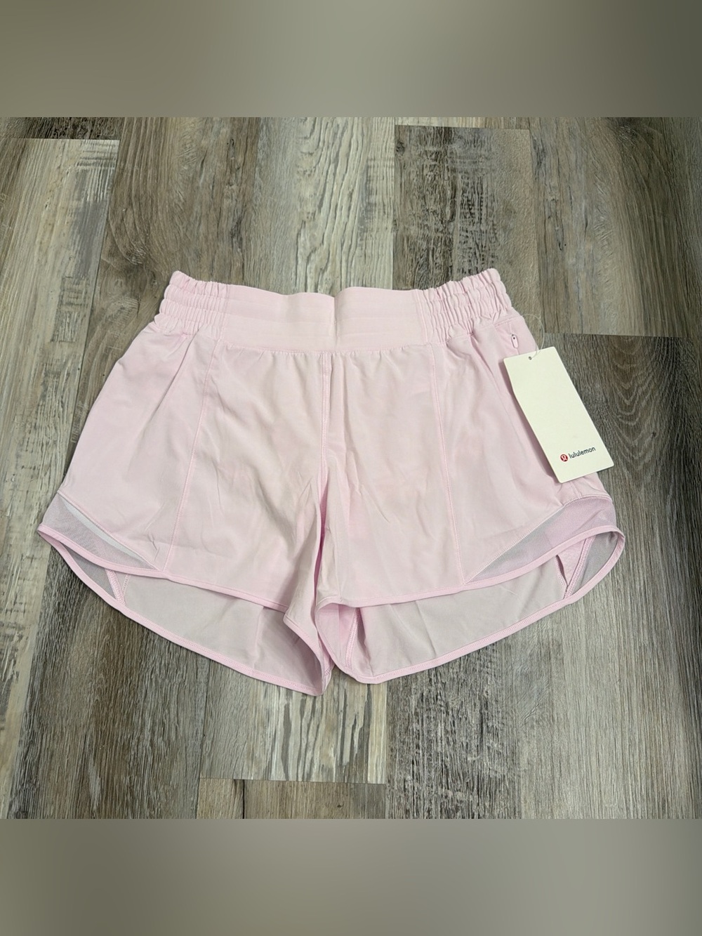 Lululemon Hotty Hot Shorts pink organza Size 8 New with tag